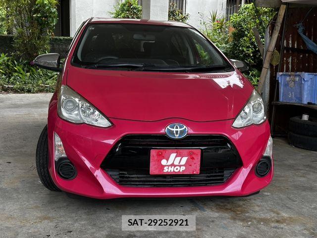 Toyota AQUA 2015-06 8334843-2