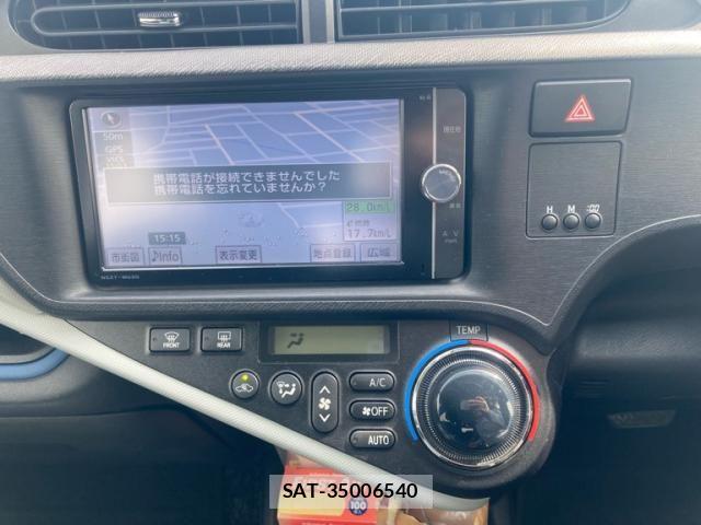 Toyota AQUA 2014-01 8334484-9