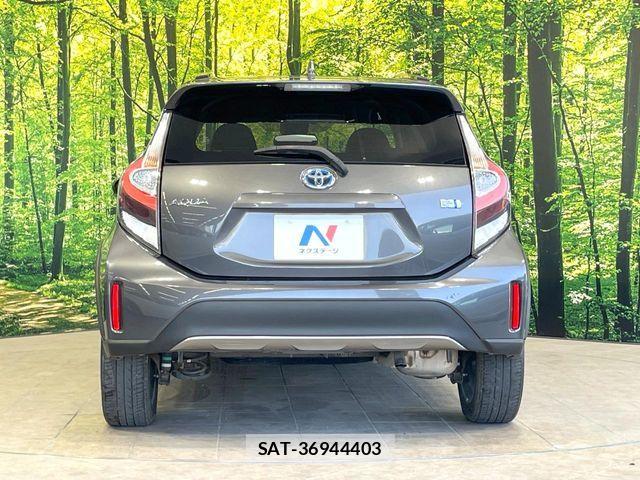 Toyota AQUA 2019-10 8334803-14