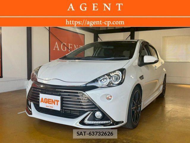 Toyota AQUA 2014-04 8334829-0