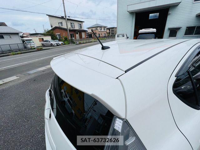 Toyota AQUA 2014-04 8334829-14