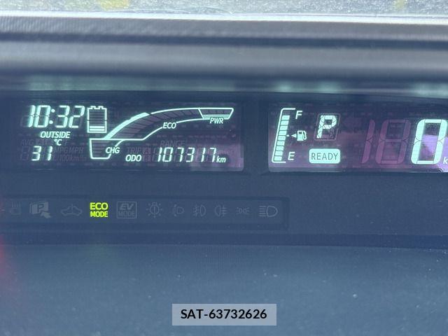 Toyota AQUA 2014-04 8334829-19