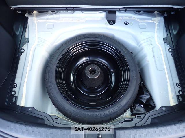 Toyota AQUA 2019-05 8334820-16