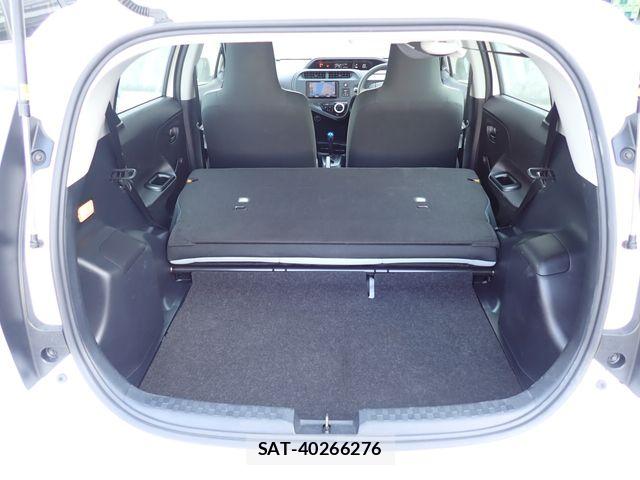 Toyota AQUA 2019-05 8334820-26