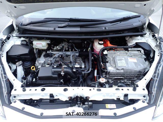 Toyota AQUA 2019-05 8334820-3