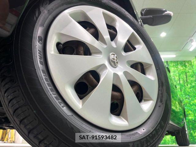 Toyota AQUA 2013-09 8334836-14