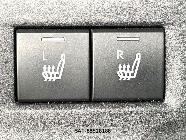 Toyota AQUA 2021-09 8334768-6