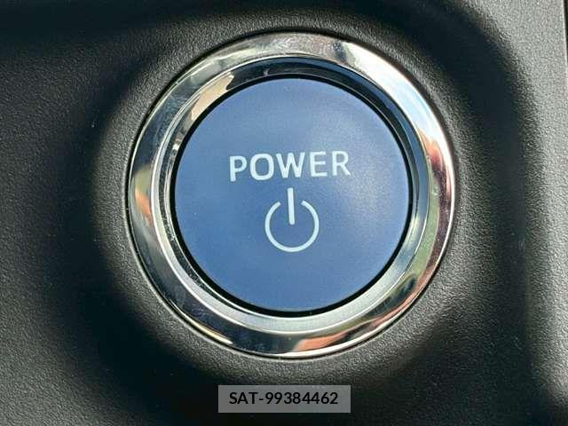 Toyota AQUA 2018-07 8334796-10