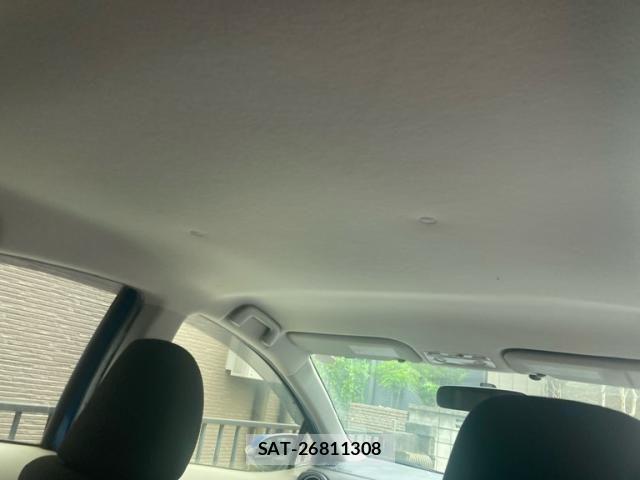 Toyota AQUA 2012-02 8334846-13