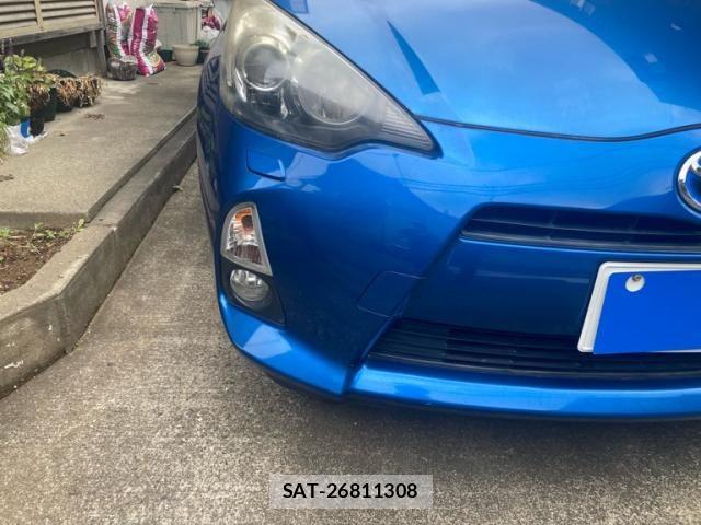 Toyota AQUA 2012-02 8334846-4