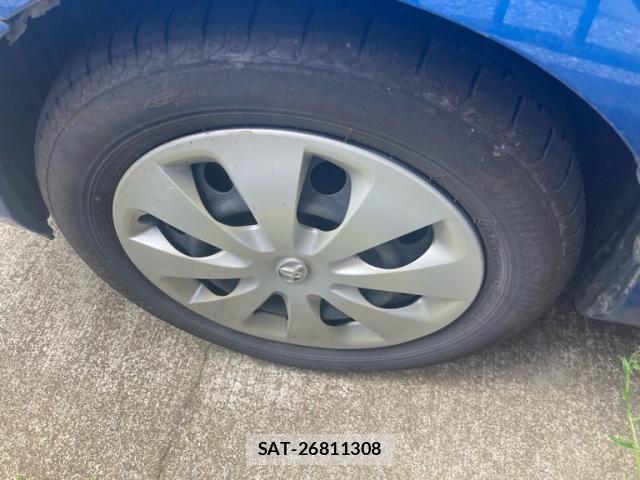 Toyota AQUA 2012-02 8334846-8
