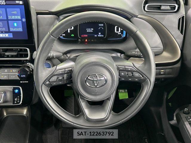Toyota AQUA 2023-06 8334769-10
