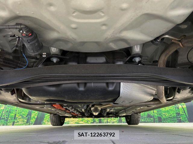 Toyota AQUA 2023-06 8334769-18