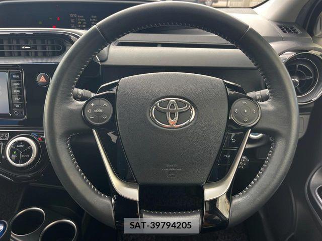Toyota AQUA 2018-06 8334789-11