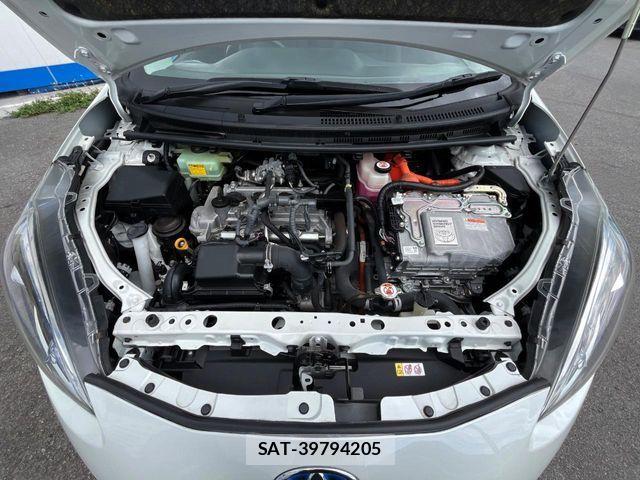 Toyota AQUA 2018-06 8334789-18