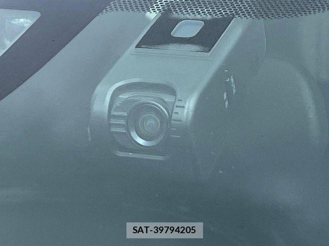 Toyota AQUA 2018-06 8334789-6