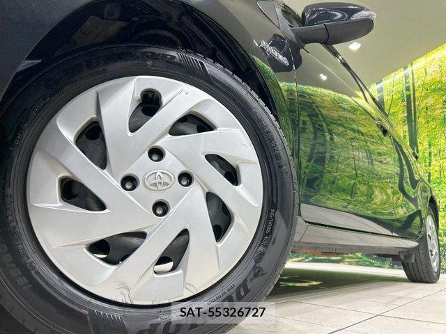 Toyota AQUA 2017-12 8334802-12