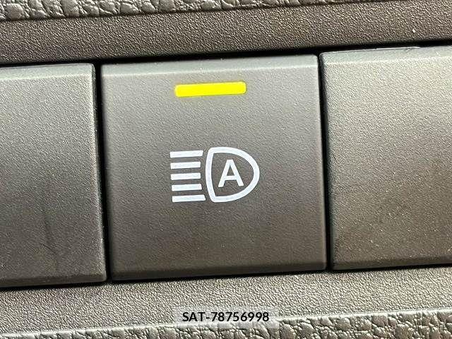 Toyota AQUA 2024-06 8334784-14