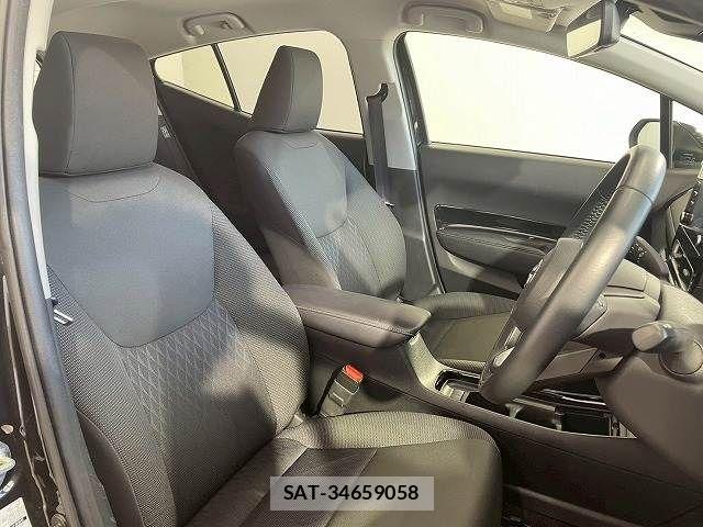 Toyota AQUA 2024-06 8334788-10
