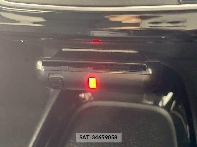 Toyota AQUA 2024-06 8334788-8