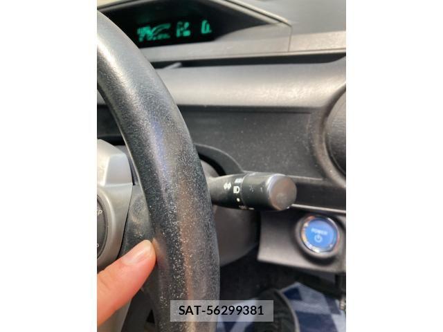 Toyota AQUA 2013-10 8334849-8