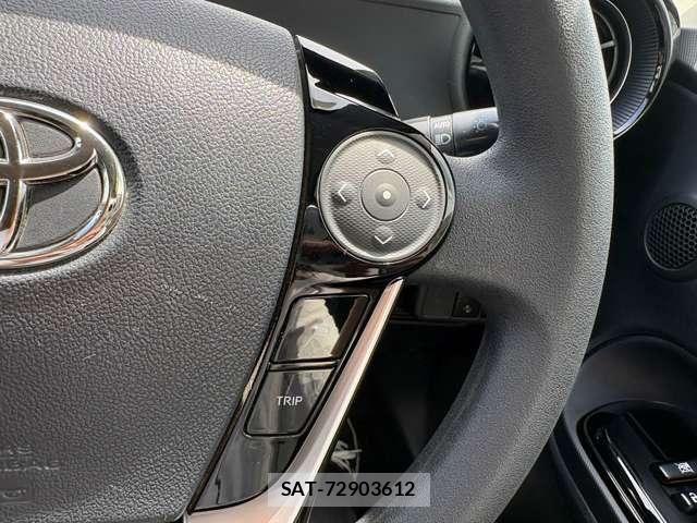 Toyota AQUA 2018-01 8334804-16