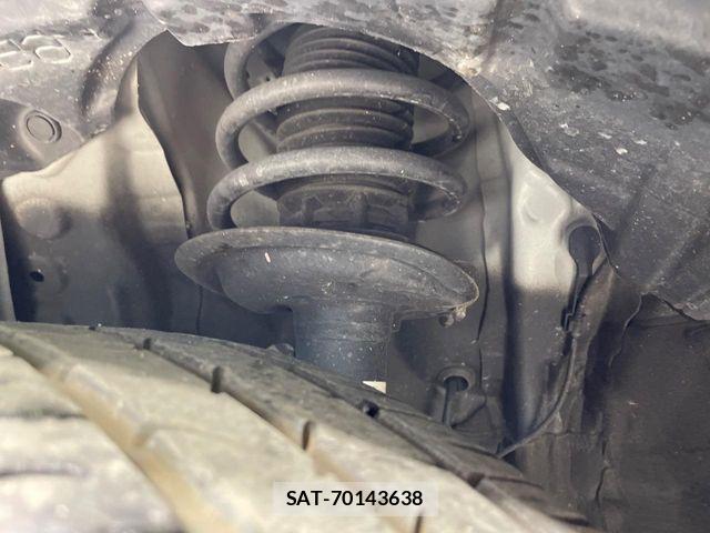 Toyota AQUA 2017-10 8334797-19