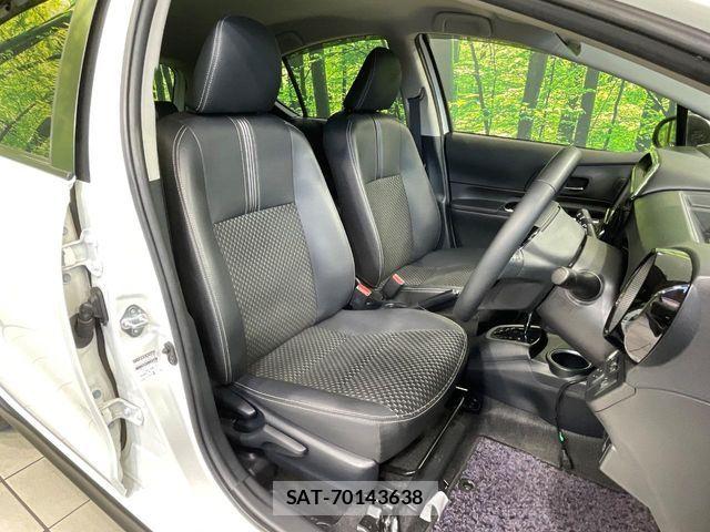 Toyota AQUA 2017-10 8334797-7