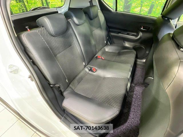 Toyota AQUA 2017-10 8334797-8