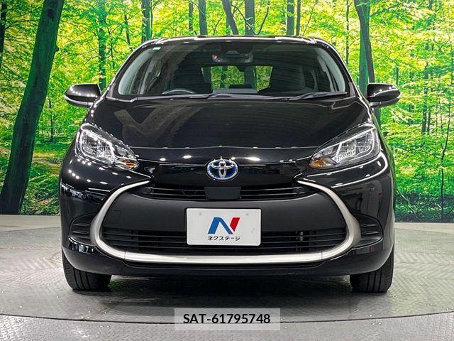 Toyota AQUA 2024-06 8334774-14