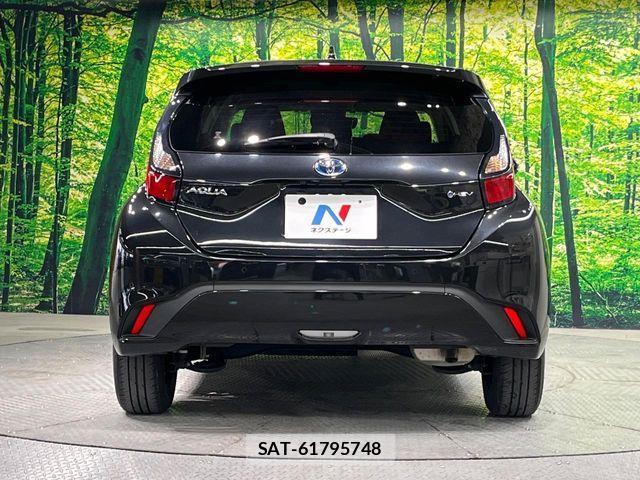 Toyota AQUA 2024-06 8334774-15