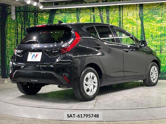 Toyota AQUA 2024-06 8334774-17