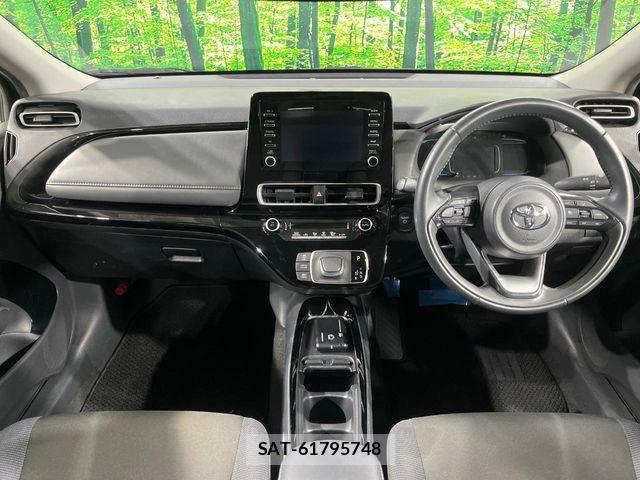 Toyota AQUA 2024-06 8334774-1