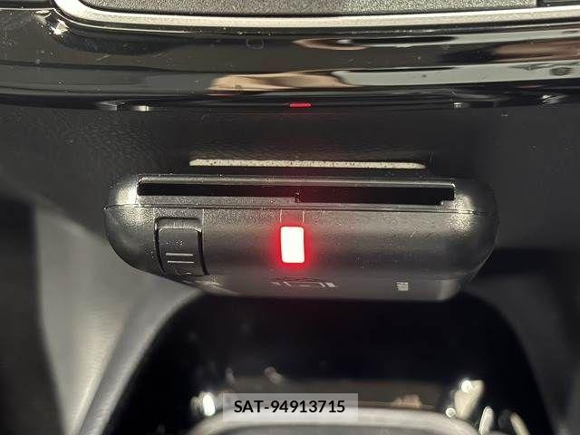 Toyota AQUA 2024-06 8334787-10