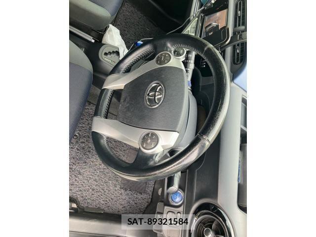 Toyota AQUA 2015-04 8334844-9
