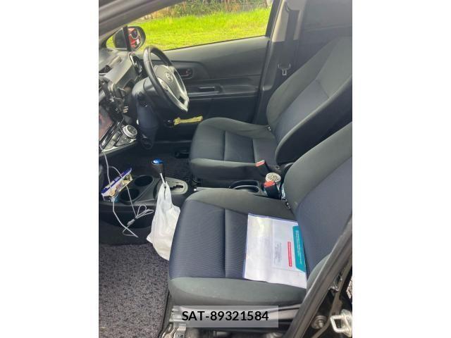 Toyota AQUA 2015-04 8334844-16
