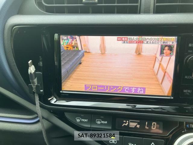 Toyota AQUA 2015-04 8334844-19
