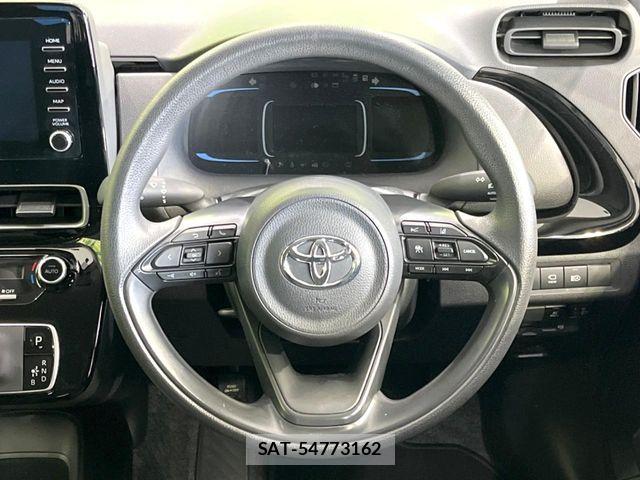 Toyota AQUA 2023-07 8334778-10