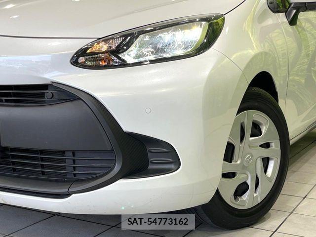 Toyota AQUA 2023-07 8334778-11