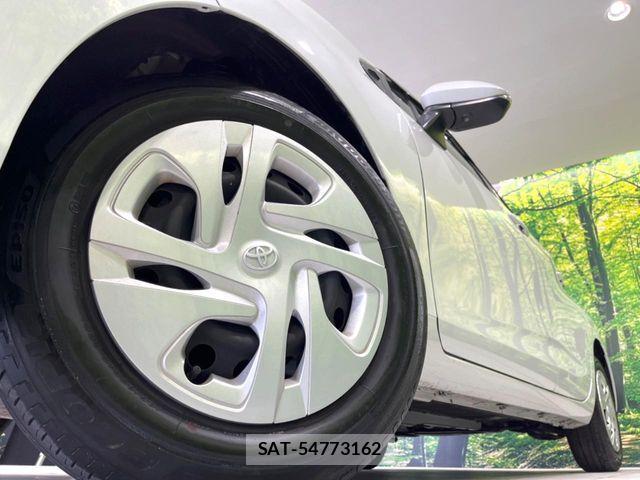 Toyota AQUA 2023-07 8334778-12