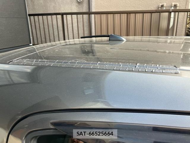 Toyota AQUA 2012-09 8334842-9