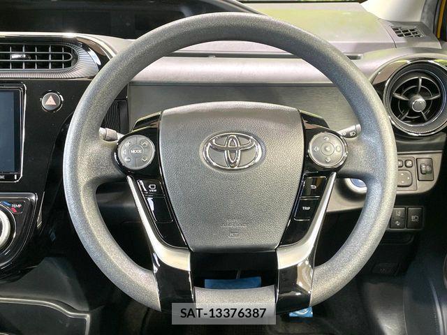 Toyota AQUA 2019-10 8334800-10