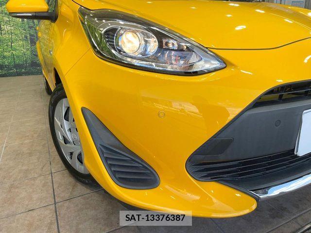 Toyota AQUA 2019-10 8334800-11