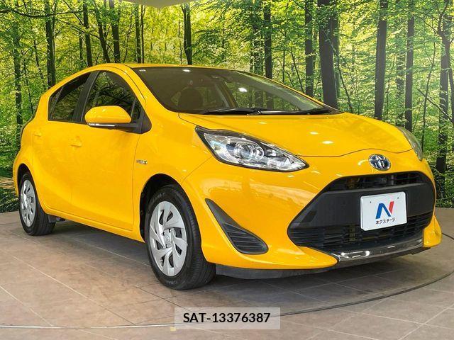 Toyota AQUA 2019-10 8334800-15
