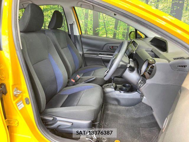 Toyota AQUA 2019-10 8334800-7