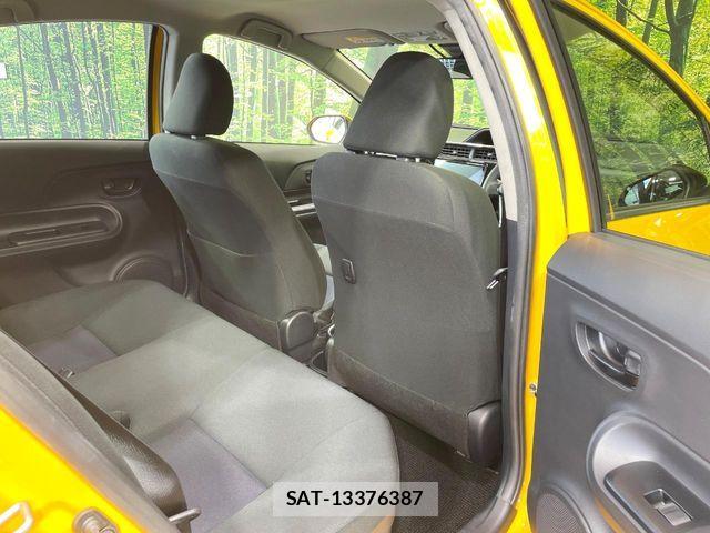 Toyota AQUA 2019-10 8334800-8