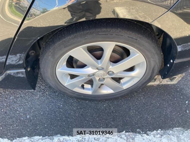 Toyota AQUA 2013-03 8334841-7