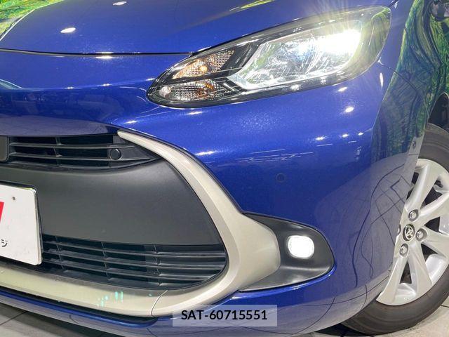 Toyota AQUA 2021-08 8334775-11