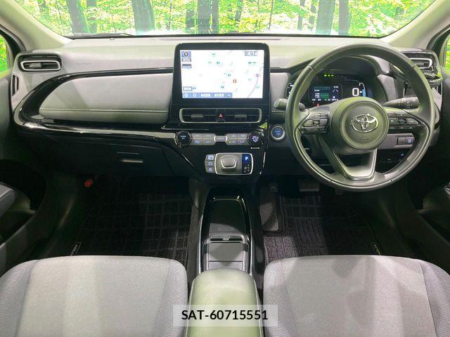 Toyota AQUA 2021-08 8334775-1