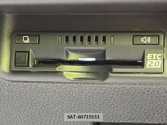 Toyota AQUA 2021-08 8334775-6